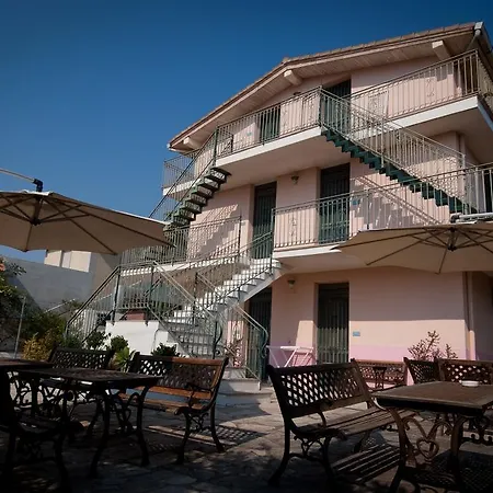 La Casa Del Mito * Marina di Modica