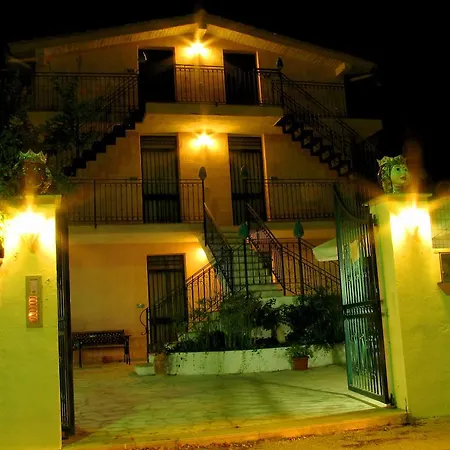 La Casa Del Mito Marina di Modica